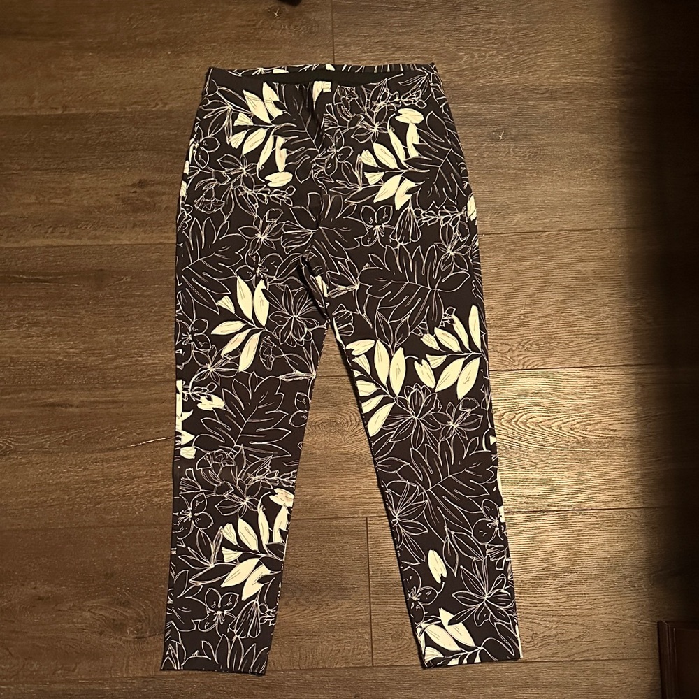 Karen Kane Black and White Floral Pants